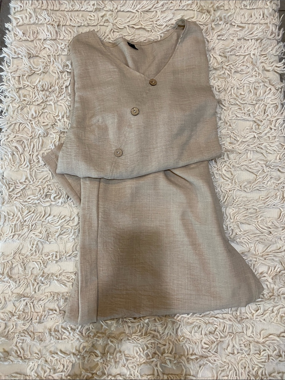 4/$20 light beige top and bottom set